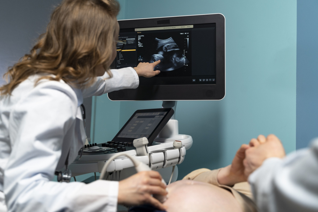 gynecologist-performing-ultrasound-consultation.jpg